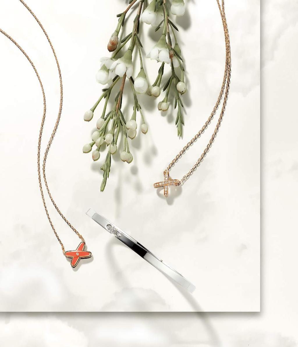 (from left) Jeux de Liens Pendant in 18kt pink gold with 1 pave brilliant-cut diamond and orange lacquer Liens