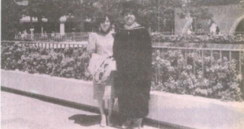 그리고약 210 여년이흘렀습니다. 송홍엽은 1984 년부터미국 USC 에서 전기과대학원공부를시작합니다.