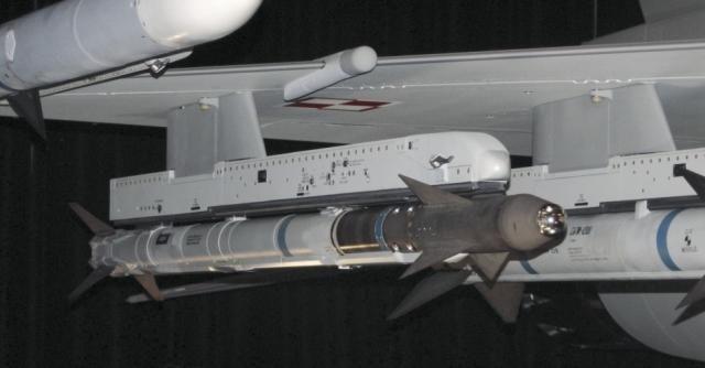 5km 후미 (40 ) F-4/5 AIM-9L/M 적외선 32G 7.