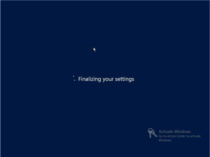 로컬 또는 원격 매체를 사용하여 수동으로 Windows Server 2012 R2 설치 이 화면은 Window OS가 설치되었음을