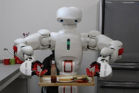 개인서비스로봇에비해기술과고객면에서모두시장진입이용이 산업용로봇과개인서비스로봇사이를이어주는가교역할을수행