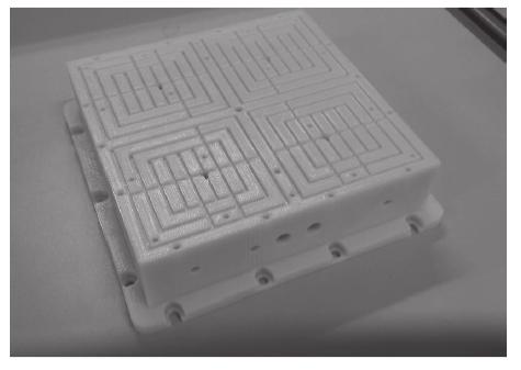 206 3D 프린팅이주요산업에미치는영향과대응방안 < 부도 12> 3D 프린터로제작된공기청정기시제품과송풍용팬 자료 :