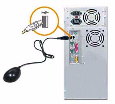 설치안내 TV 튜너와 FM 라디오연결하기 ( 모델에따라 TV 튜너및 FM 튜너가제공되지않을수도있습니다 ) TV 튜너에필요한커넥터및케이블이다를수있습니다. TV 튜너카드또는외부 USB 장치의설치를완료하려면적절한어댑터, 스플리터, A/B 스위치또는적절한통합장치를구매해야할수도있습니다. 1. TV 또는 VCR 시스템에서 TV 신호소스로연결되는케이블을제거합니다. 2.