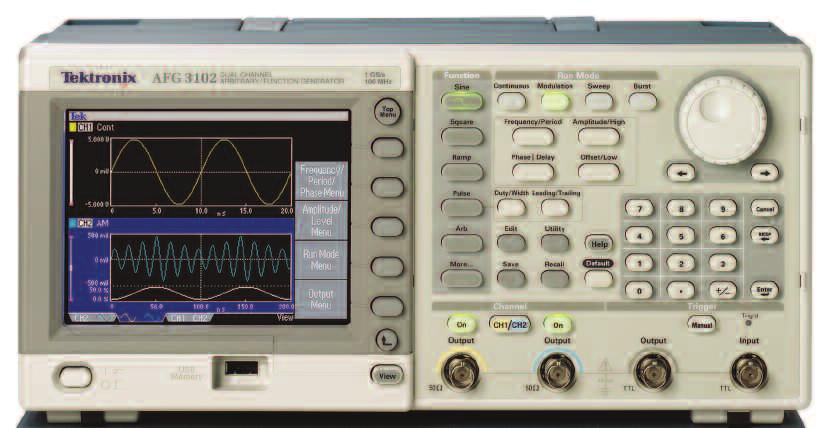 Signal Sources AFG3000 시리즈 혁신적인차세대신호발생기 대형 5.6" 컬러디스플레이 임의파형발생기 단축키 파형형태, 변조및트리거신호세부표시 USB 메모리저장용커넥터 구문검색도움말 플로팅출력 ( 접지에서절연됨 ) 다른디스플레이모드간을편리하게전환 제품크기 : 너비 13.0" (329.6 mm) x 높이 6.2" (156.3 mm) x 두께 6.