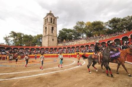 Ciudad de los deportes, Delg. Benito Juarez, Mexico D.F./Tel. 5611-4413).