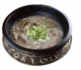 99 사골떡만두국 / 牛骨年糕饺子汤 Rice NOT included Korean broth soup made out of cow bone & ground beef, with rice cake, egg