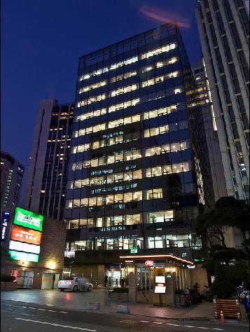 시청역 Leasing Information 소공한국빌딩 주소 서울시중구소공동 21-1 지하철을지로입구역 250m 거리 연면적 10,757.74m2 (3,254.