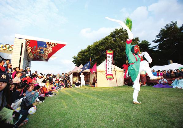 Festival season is approaching. Among the various festivals held across the country, one festival you definitely don t want to miss this fall is the Hanseong Baekje Cultural Festival.