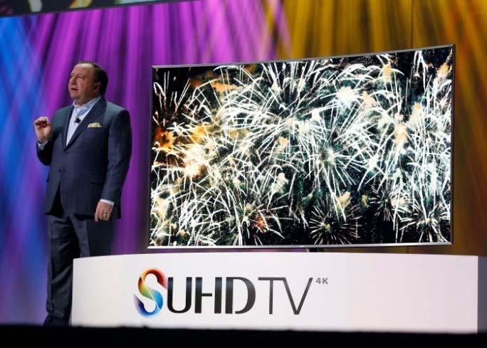 추가적으로현재 OLED TV 대비가격이저렴하다는것이다. 시장에서는퀀텀닷 TV가기존 TV대비약 3~4% 정도가격프리미엄을형성할것으로예상하고있다. 아직까지생산이본격적으로이루어지지않아단정짓기는힘드나추가적인가격하락도가능하다고판단된다.