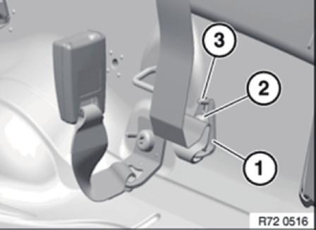 SeaT BELT 설치방법 - 리어안전벨트 ( 중앙 ) 1. 뒷윈도우쉘프를떼어낸다. 뒷시트를탈거한다. 2. 너트 1 을푼다. 안전벨트리트랙터 2 를떼어낸다. 설치지침 : 인코딩에유의한다. 3.