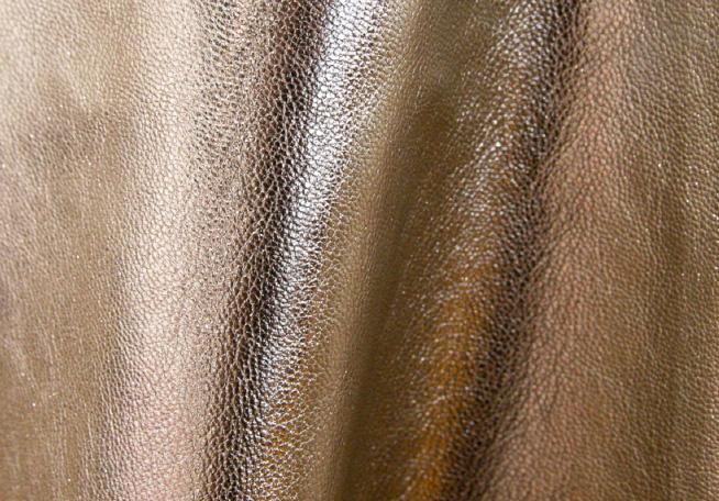 비종의 S/S 18 시즌 주요 트렌드: 가죽(Leather) [TREND