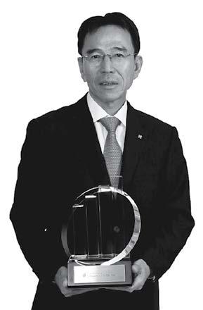 Advisor of Hyundai Mobis 박종원 코리안리대표이사사장 Jong-Won Park President & CEO of Korean Reinsurance Company 안태식 서울대학교경영대학교수 Tae-Sik Ahn Seoul National University