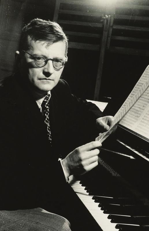PROGRAM NOTE 14-15 드미트리쇼스타코비치, Dmitri Shostakovich (25 September,1906-9 August,1975) 쇼스타코비치피아노협주곡제 1 번 c 단조, 작품 35 D. Shostakovich I Piano Concerto No. 1 in c minor, Op.