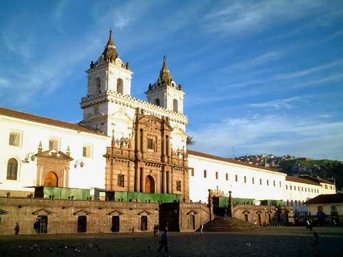 성당 수도원 남미지역에밀재배법을도입한 사제가스페인의 성당을모방