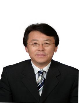 7월 ~ 현재 : 한국과학기술정보연구원책임연구원 < 관심분야 > : 과학기술데이터베이스, 인체정보, 의료정보학, 사실정보, 과학데이터 이승복 (Seung-Bock Lee) 정회원 1991년 2월 :