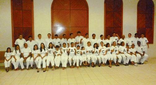 브라질아마파의새로운스테이크, 도움의손길프로그램으로선교사업의길을열다 미셸사 ( 파비아노카발헤이로장로의도움을받아 ) 2012 년 3 월 10 일토요일에는 21 명이침례를받았다.