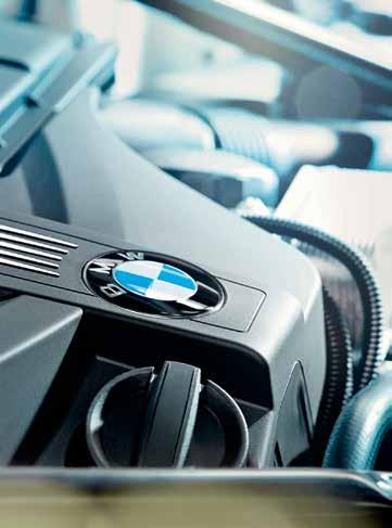 3km/l - 이산화탄소배출량 : 214g/km BMW 640d xdrive Gran Coupé M Sport Package - 313 마력의최고출력과 64.29kg m 의최대토크를내는 BMW 트윈파워터보직렬 6 기통디젤엔진 - 0 100km/h 가속시간 : 5.2 초 - 최고속도 : 250 1 km/h - 복합연비 : 11.