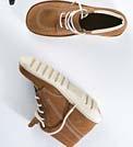 Product s $ 243 ( 2006 년 ) / $ 190 ( 2005 년 ) / $ 162 ( 2004 년 ) Kickers is UK Youth brands for footwear & clothing.
