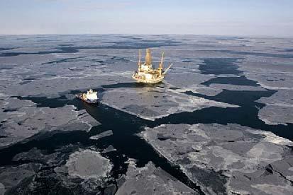 지역석유업체인 North Energy 이사회의 Barlindhaug는북극대륙붕에서유전및가스개발을한다면 2030년에는그생산량을자원잠재량의 50퍼센트까지올릴수있을것이라고언급했다. 개발이유력한곳은얄마르요한센 (Hjalmar Johansen High) 지역으로노르웨이와러시아의해상국경에위치해있다.