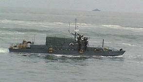 25. 40 여척 70 여척 북한해군이자체적으로건조하여작전지역에배치한공기부양정과고속상륙정은 40~52