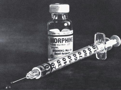 영국과아편전쟁 (1840 년 ~1842 년 ) 까지치렀던중국 ( 당시淸國 ) 은 1906 년부터 아편의재료가되는양귀비의재배를전면금지하였음 ( 다 ) 모르핀모르핀 (morphine) 은아편으로부터불순물을제거하고일정한화학반응을거쳐추출한진통성이강한알카로이드 (alkaloid) 로서 1805년독일약사 Sertürner가아편에서최초로모르핀을분리하였고, 그리스신화의