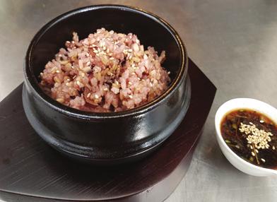 frittata in salsa di soia Lee s ( senza manzo e frittata) 28- Oe-naengmyeon 외냉면 10,00 = spaghetti di grano saraceno in brodo