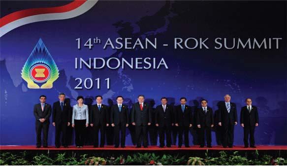 제14 차한-ASEAN 정상회의 (2011.
