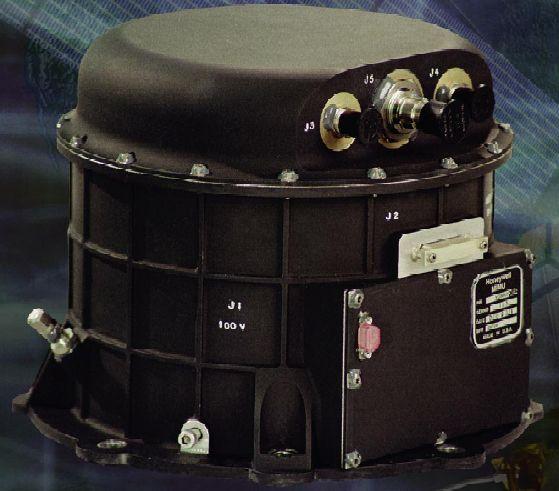 우주 - 인증된대표적인 IMU (Honeywell 社 을표 11 및아래그림에제시하였다. Miniature IMU) 의사양과형상 소형화된 IMU (Honeywell International Inc.) Lunar Impactor 임무를통한기술적이득 IMU는위성뿐만아니라, UAV, 미사일등에사용되며, IMU에필요한가속도계와 RLG는 ITAR 품목에속한다.