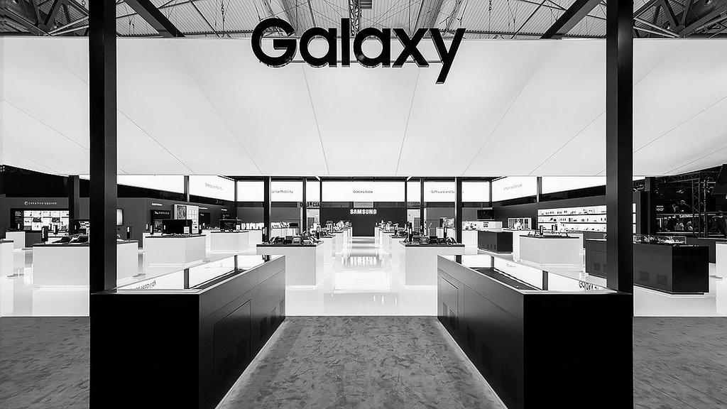 MWC 2017 SAMSUNG MWC 2017 EXHIBITION Interactive Table Experience of Galaxy CONTENTS SYSTEM