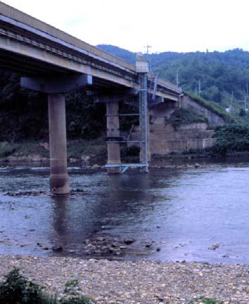 2008 한강홍수예보 사 ) 임진강전곡지점 16 12 8 수위 (m) 4 경보수위 (9.