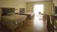py 싱글룸 145달러트윈룸 155달러 시내중심가주요관광지근처 Hotel Crowne Plaza 주소 : Cerro Corá 939 전화 : (+595)