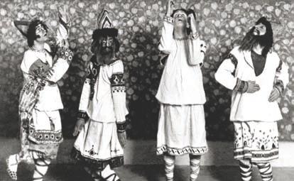 그림 1 1913 년초연당시 < 봄의제전 > 의한장면 ( 출처 : Telegraph) 제전 > 에대해큰기대를갖고있었다. 드뷔시의 < 목신의오후 (L`Apres- Midi D un Faune)> 에서선정적인춤을선보여논란이된니진스키 (V.