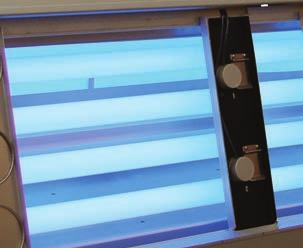 SOLAR EYE 광량의조절 빛의세기모니터링 설정된빛세기의유지 반복성과재현성증가 램프의수명연장 설정값이유지될때까지운용 유지보수비용절감효과 시험결과의가속화 높은광량으로효과극대화 한여름의정오보다약 75% 높은광량설정가능 원하는광량값을사용자가직접입력할수있습니다.