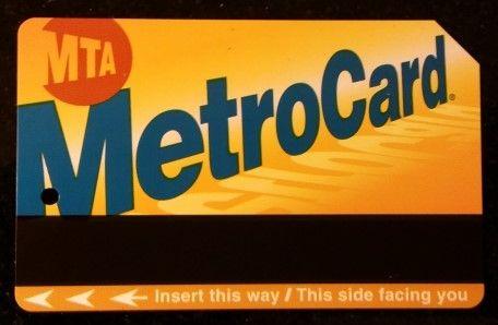 매트로카드 -뉴욕의교통카드 -뉴욕지하철매트로는들어갈때는카드를찍지만나올때는카드를찍지않고그냥나옴 -카드종류에는세가지형태가있음.