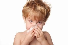소아알레르기비염 성인과달리어린이는자기의증상을제대로설명할수없는경우가많습니다.