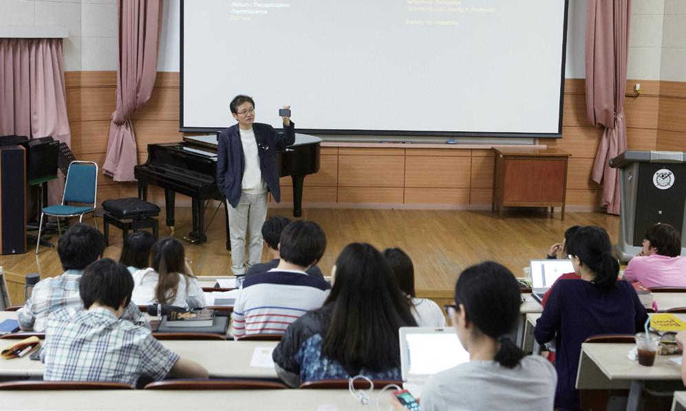 This lecture has consolidated itself as a class that offers exemplar guideline in how to listen and understand music for students who want to deepen their artistic refinement, and provides concrete