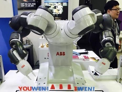 구분업체명주요내용사진 3 ABB 안전성과정확도및정밀도가강화된세계최초양팔협동로봇