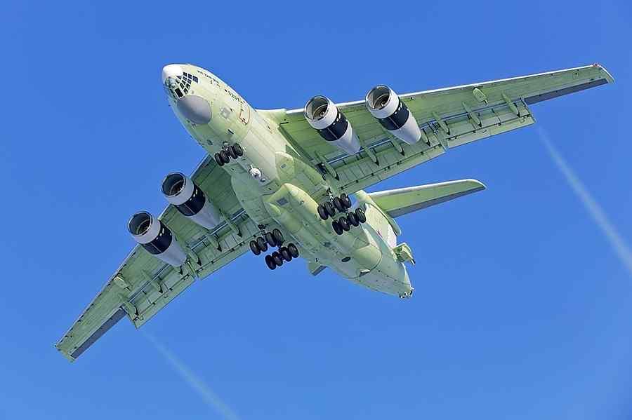 러일류신사, 신형공중급유기첫비행실시 m 일류신사가개발중인최신공중급유기 Il-78M-90A 의첫비행을실시하였음.