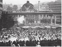 (1987) 이다. ( 나 ) 1960년 4 19 혁명은이승만독재에저항해일어났다.