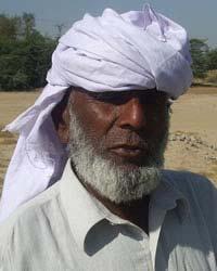 : Baloch, Jatoi 인구 : 127,000 세계인구 : 127,000 주요언어 : Balochi, Eastern 성경 : 일부분번역 미전도종족을위한기도파키스탄의 Baloch, Khetran 민족 : Baloch, Khetran 인구 : 49,000