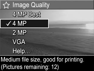 Calitatea imaginii Aceast setare v permite s alege i rezolu ia şi compresia JPEG a fotografiilor pe care le capta i cu camera. Submeniul Image Quality (Calitate imagine) are patru set ri. 1.