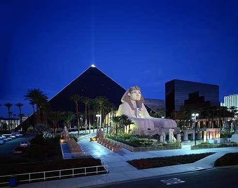 < 그림 > 호텔룩소 (Luxor) http://www.hotels.co.