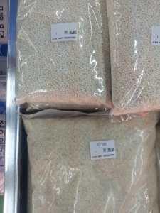 현지한국인유학생들은한국쌀 ( 또는일본쌀 ) 을구매하는경우도있으나대부분이가격의문제로인하여장립종쌀을구매