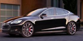 자동차 매력적인수소차 전기차와수소차, 승자는? 전기차확대의한계 전기차 = 소형차? 2015 년양산판매중인주요전기차의사양을살펴보면, Tesla 를제외한전기차는, 모두휠베이스 2,700mm 이하의소형차량에집중하고있다.