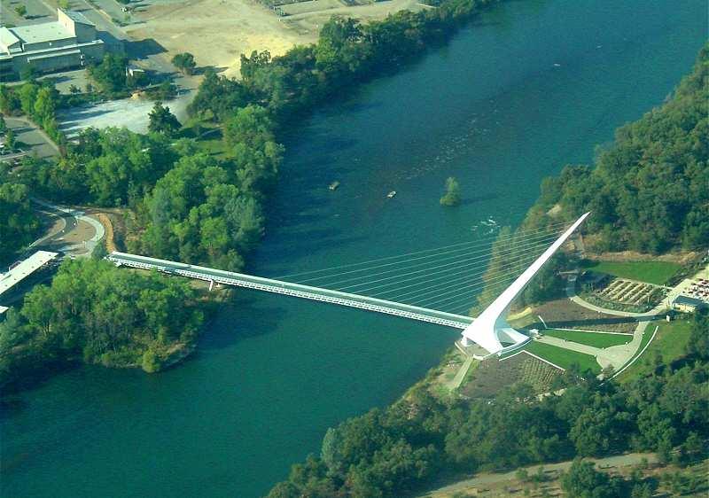 1-14. Sundial Bridge( 보도교 ).