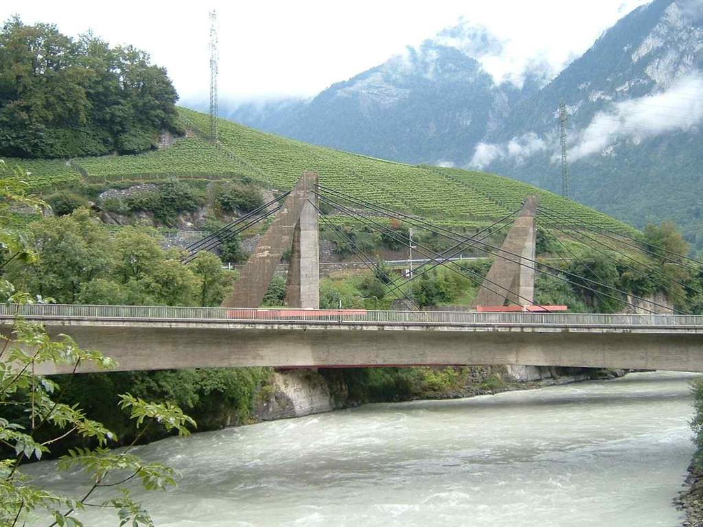 3-3. Saint-Maurice Bridge.