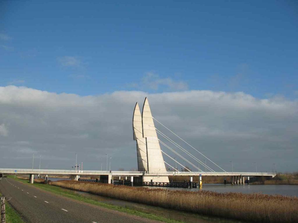 5-2. Mastenbroeker Bridge.