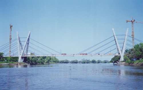 7-3. Grijalva Bridge.