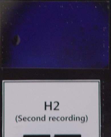 2) 제 2 홀로그램 (H2) a) Blue diffraction