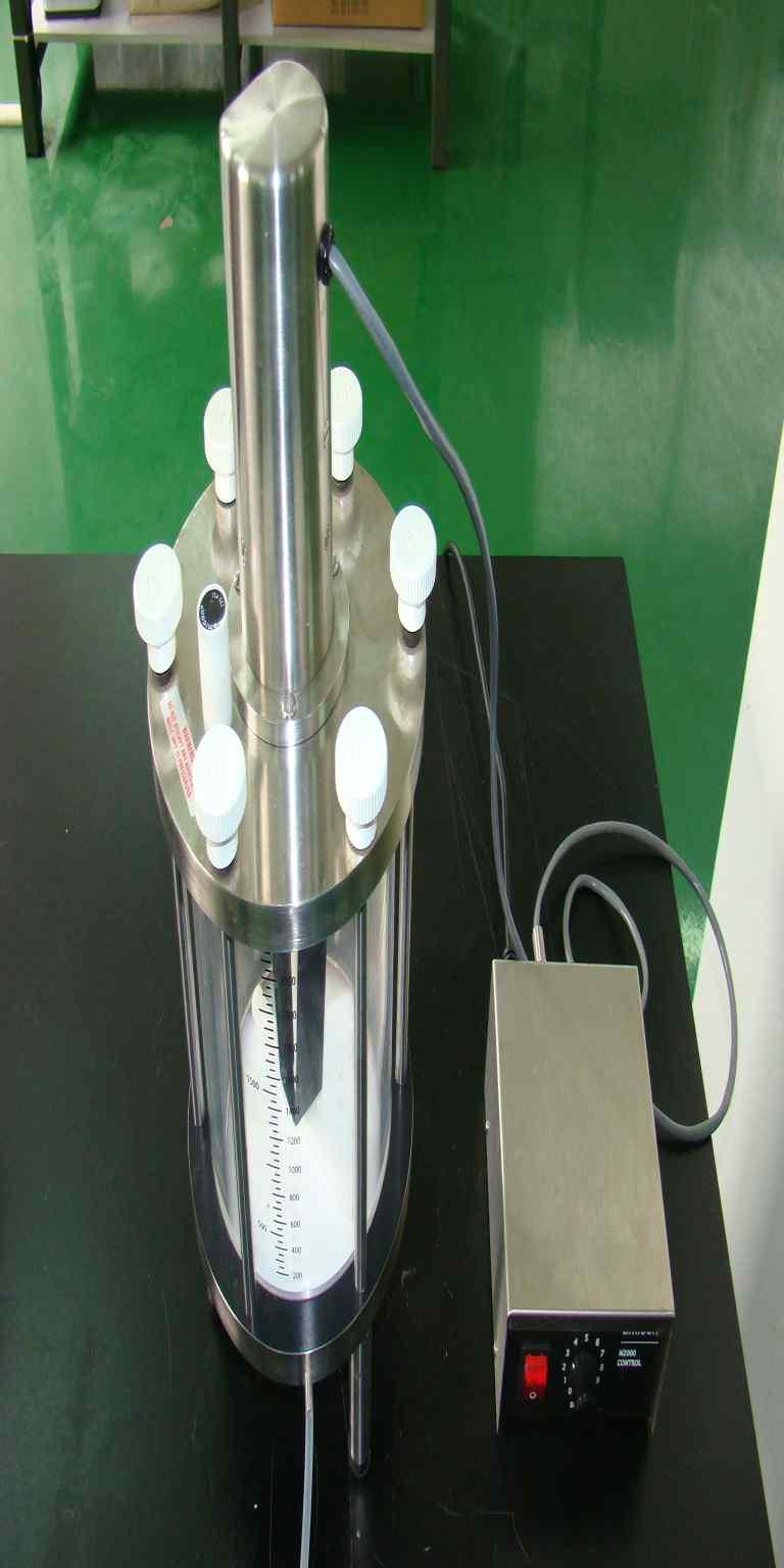 Thermometer Pump Prefilter, centrification UF membrane Pump Pump Stirrer Enzyme reactor NaOH sol.